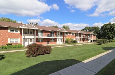 Greenvalley Apartments - East Stroudsburg, PA