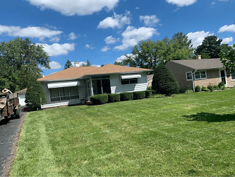 2302 South St - Rolling Meadows, IL