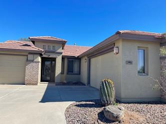 2945 W Haley Dr - New River, AZ