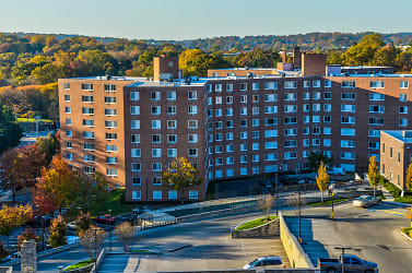 100 York Apartments - Jenkintown, PA