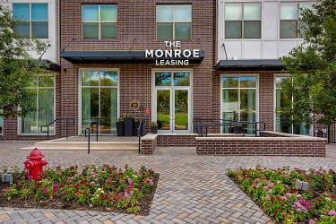 The Monroe Apartments - Austin, TX