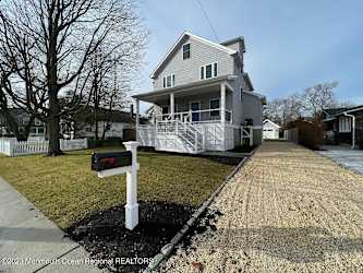 516 Club Dr - Bay Head, NJ