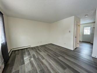 724 37th Avenue Apartments - Greeley, CO