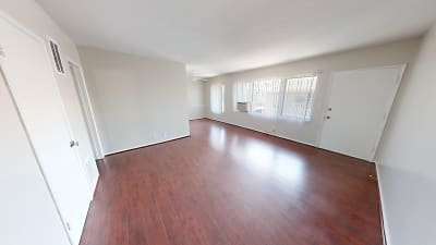 1042 N Stanley Ave unit 1044 - West Hollywood, CA