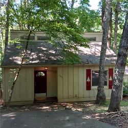 109 Lake Cottages Ct - Waleska, GA