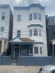 121 Linden St #3 - Yonkers, NY