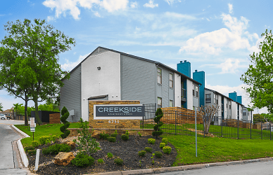 Creekside Apartments - Fort Worth, TX
