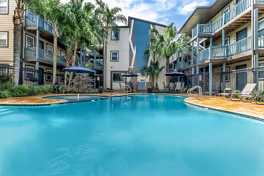 The Terraces At Metairie Apartments - Metairie, LA