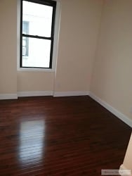 21-37 33rd St unit na - Queens, NY
