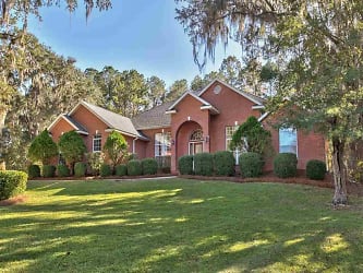 1111 Conservancy Dr W - Tallahassee, FL