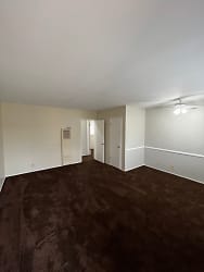10226 Darby Ave unit 5 - Inglewood, CA