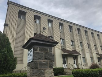 Apartments By The Park - Easton, PA
