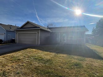 21339 Starling Dr - Bend, OR