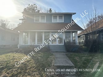 4220 Graceland Ave - Indianapolis, IN