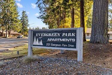 Evergreen Park Apartments - Olympia, WA