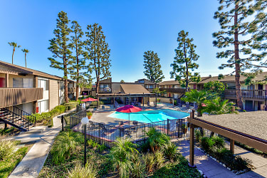 Westmont Apartments - Anaheim, CA