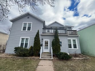 637 S 3rd Ave - Wausau, WI