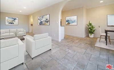 423 Rexford Dr #201 - Beverly Hills, CA