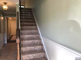 56 Beacon Hill Rd - West Milford, NJ