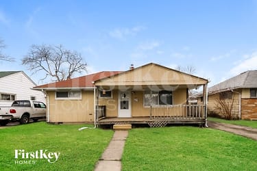 4742 Normal Ave - Lawrence, IN