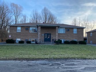 841 Moyer Ave unit 1 - Youngstown, OH