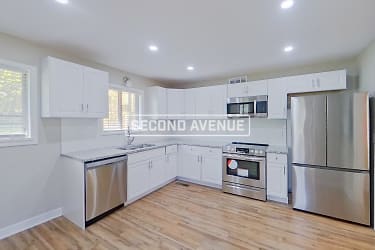 325 16Th Sw Ave - undefined, undefined