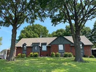 1202 NW 6th St unit 1202 - Blue Springs, MO