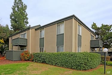 Rosemont Terrace Apartments - Sacramento, CA