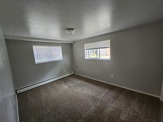 6752 W 51st Ave - Arvada, CO