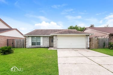 15342 Reigate Ln - Channelview, TX