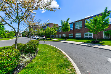 Springside School Apartments - Burlington, NJ