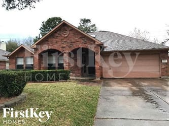 3803 Woodlace Dr - Humble, TX