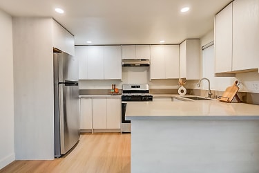 Make North Kingsley Apartments Your NEW HOME. - Los Angeles, CA