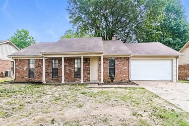 6170 Chickasaw Dr - Olive Branch, MS