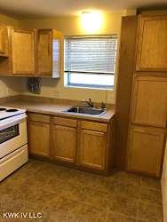 372-378 Park Road Apartments - West Hartford, CT