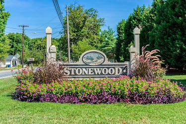 Stonewood Apartments - Mooresville, NC