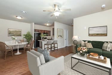 Estates At Norwood Apartments - Austin, TX