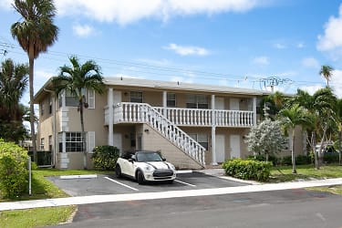 1820 NE 56th St #1 - Fort Lauderdale, FL