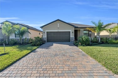 14650 Cantabria Dr - Fort Myers, FL