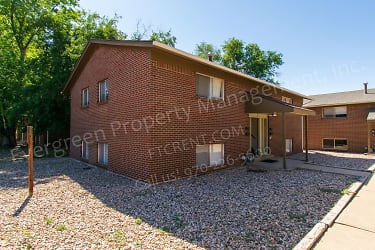 923 James Ct - Fort Collins, CO