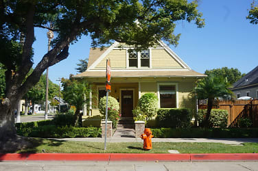 191 N Grand St - Orange, CA