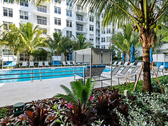 Avalon Fort Lauderdale Apartments - Fort Lauderdale, FL