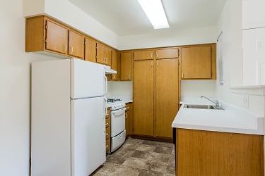Victoria Woods Senior Living Apartments - Salt Lake City, UT