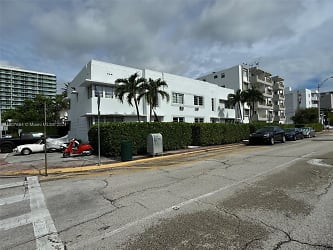 1560 West Ave #6 - Miami Beach, FL