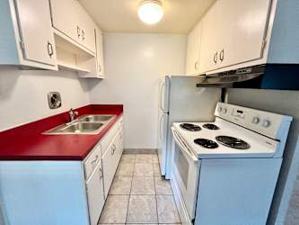 20604 Lorain Rd unit C7 - Fairview Park, OH