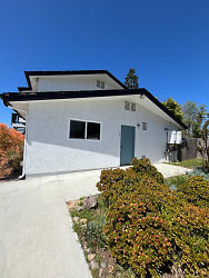 DT - Housey Housey: 951 Vulcan Apartments - Encinitas, CA