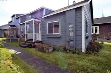 346 N Baxter St - Coquille, OR