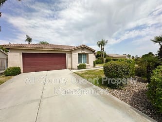 45420 Deerbrook Circle - La Quinta, CA