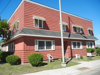 1225 Banks Ave unit 6 - Superior, WI