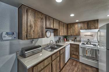 Connect On Northern Apartments - Glendale, AZ